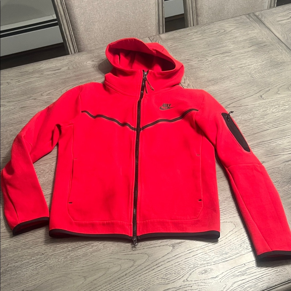 Nike Tech  Men's Vibrant Red Performance Jacket
